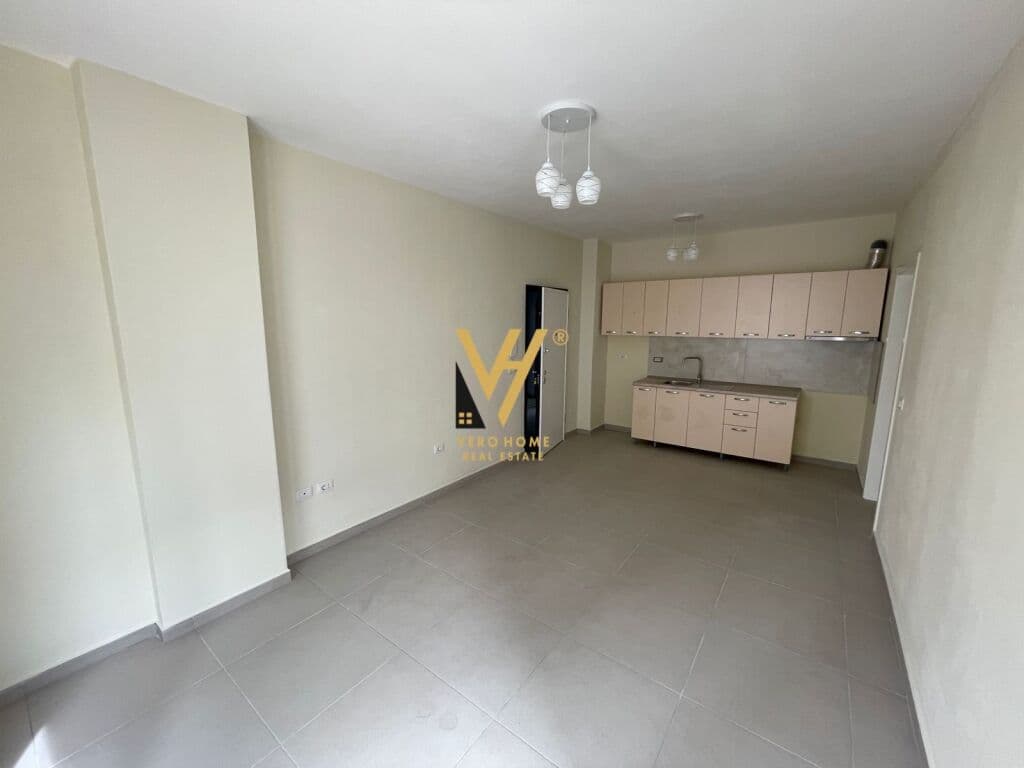 Jepet Apartament 1+1 me qera te Tv Klan 60 m2