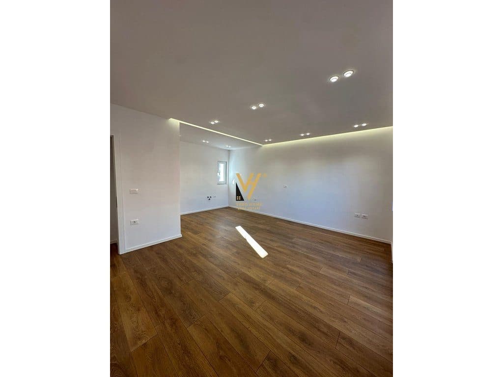 SHITET APARTAMENT 2+1+BLK TE PROKURORIA 193.000 EURO