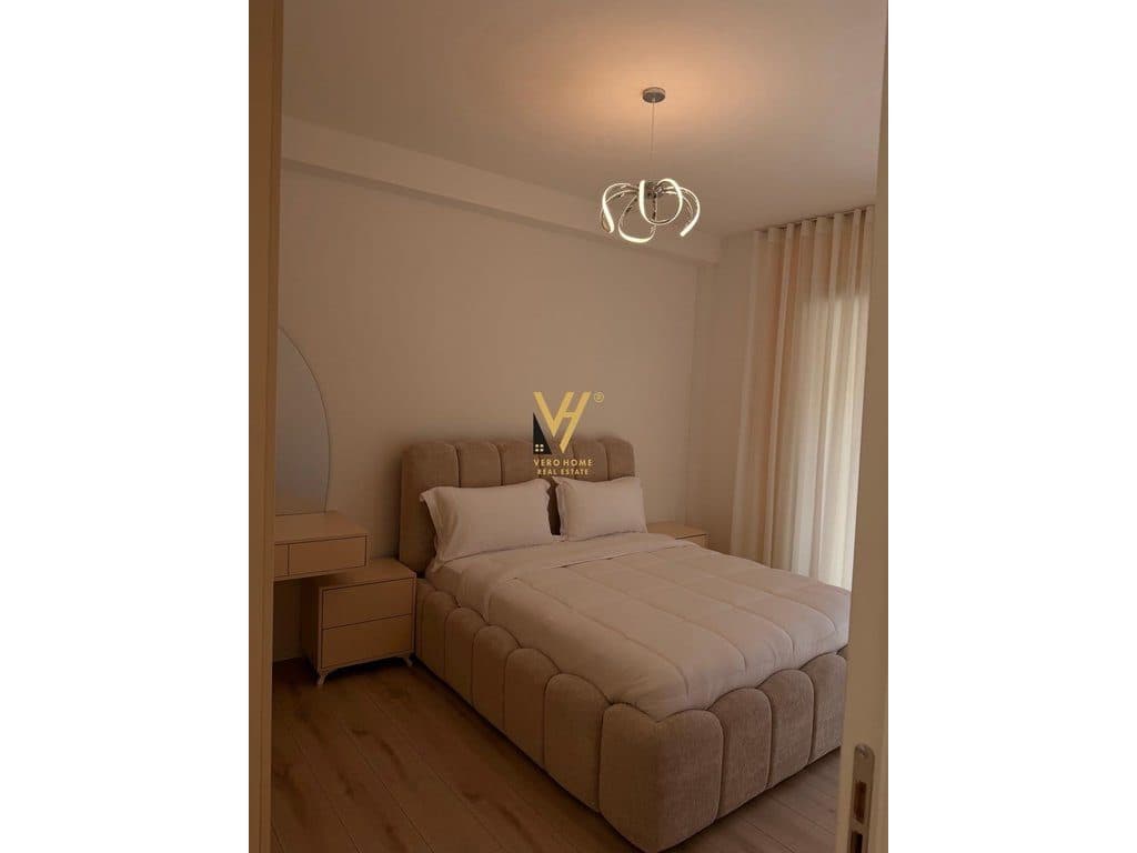 JEPET APARTAMENT 1+1+BLK ME QIRA TE BULEVARDI RI 70.000 LEKE 3