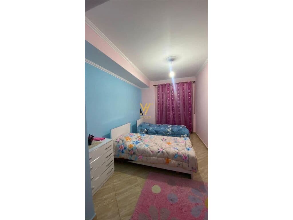 Jepet Apartament 2+1+ballkon me qera te Unaza e Re 104 m2 2