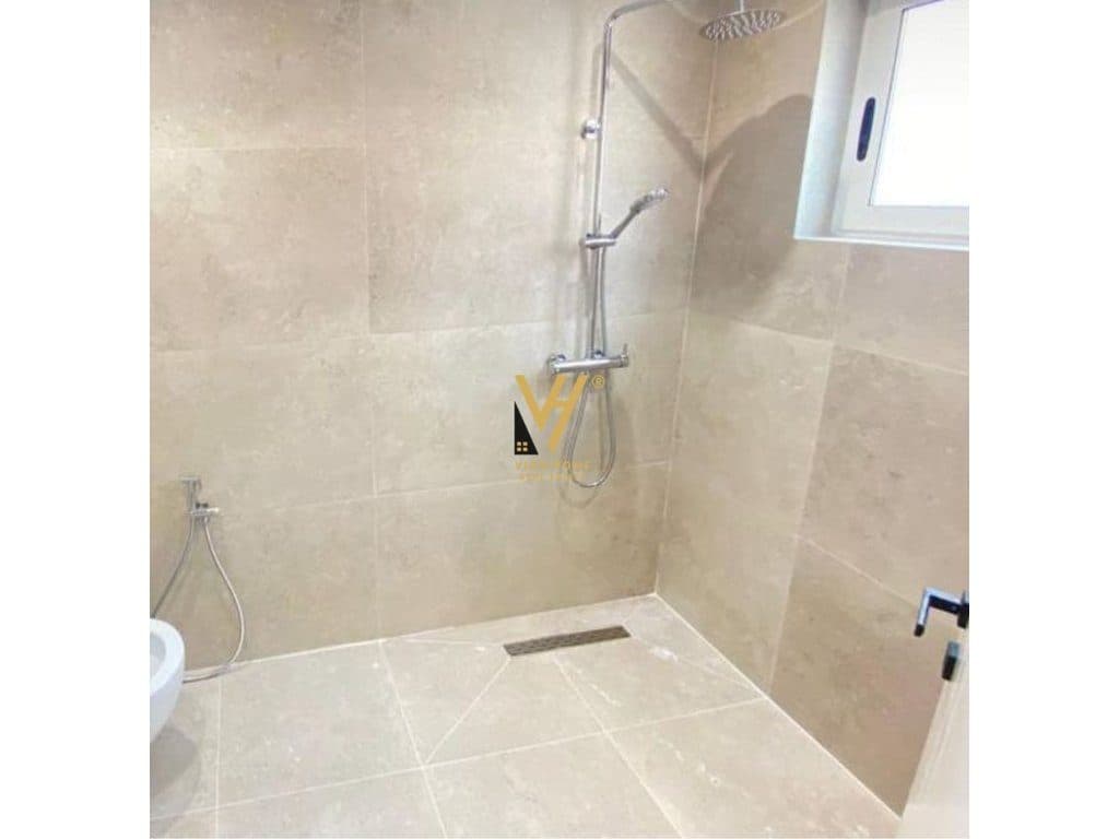 JEPET ZYRE 66 M2 ME QIRA TE KIKA1, KOMUNA E PARISIT 600 EURO 3