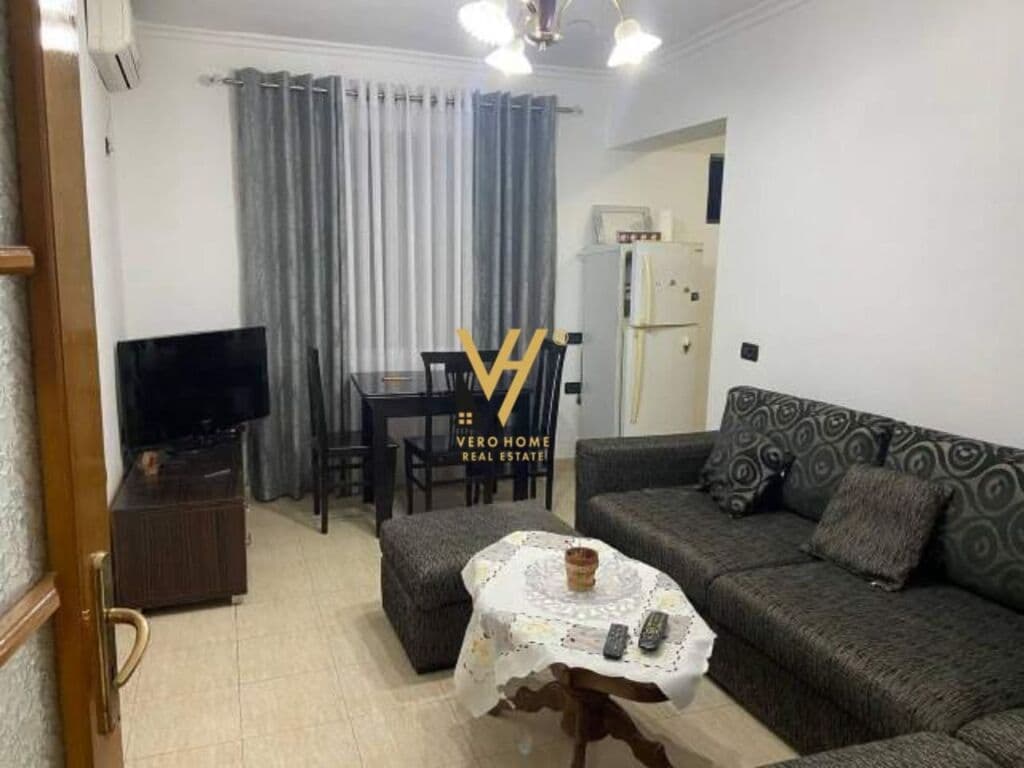 Jepet Apartament 2+1+ballkon me qera te Shkolla Harry Fultz 72 m2