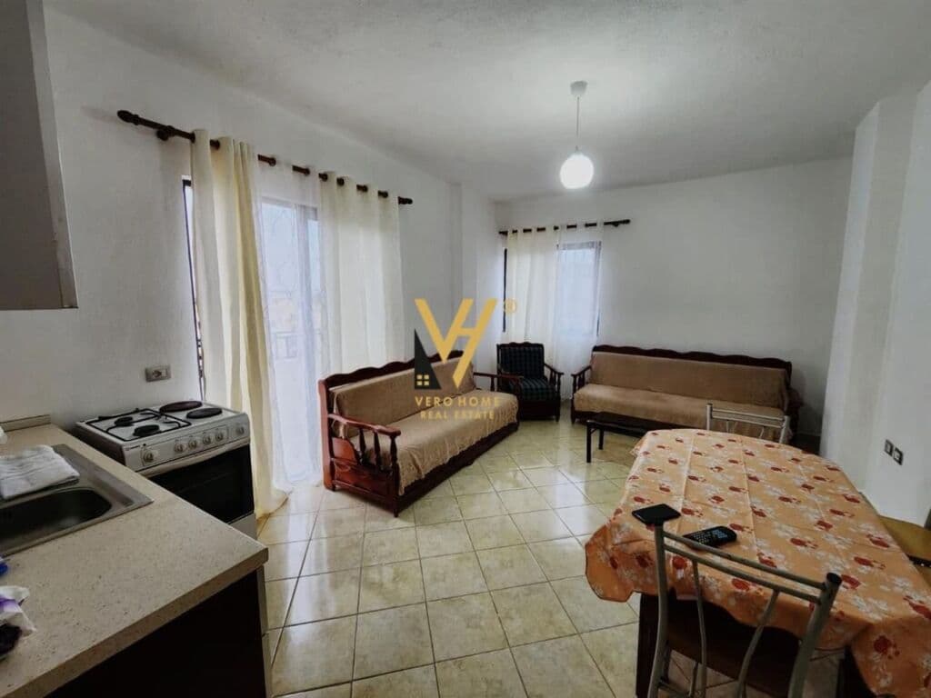 Shitet Apartament 1+1+ballkon ne Golem 68 m2 3