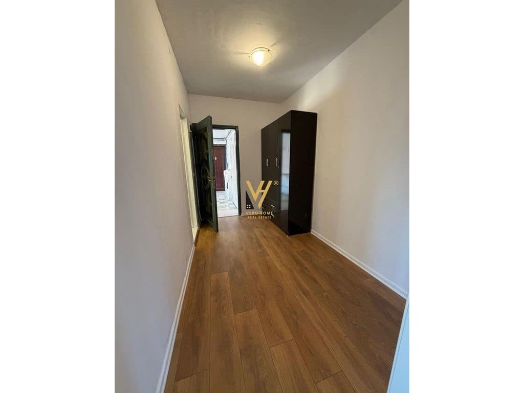 SHITET APARTAMENT 1+1+BLK TE RR.KONGRESI I MANASTIRIT 95.000 EURO 4