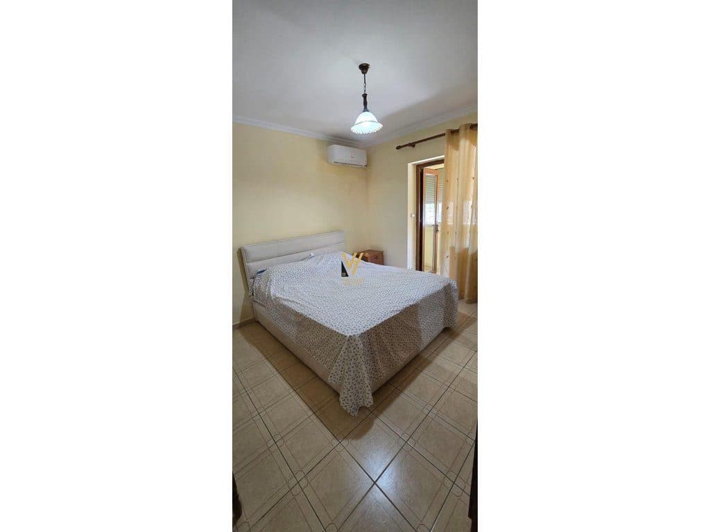 SHITET APARTAMENT 2+1+2 TE RRUGA FORTUZI 195.000 EURO 4