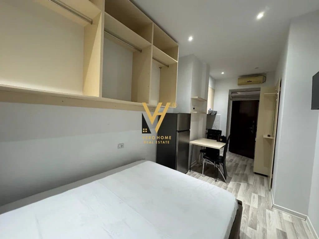 JEPET GARSONIERE 44 M2 ME QERA TE RR.BARRIKADAVE 45.000 LEKE 2