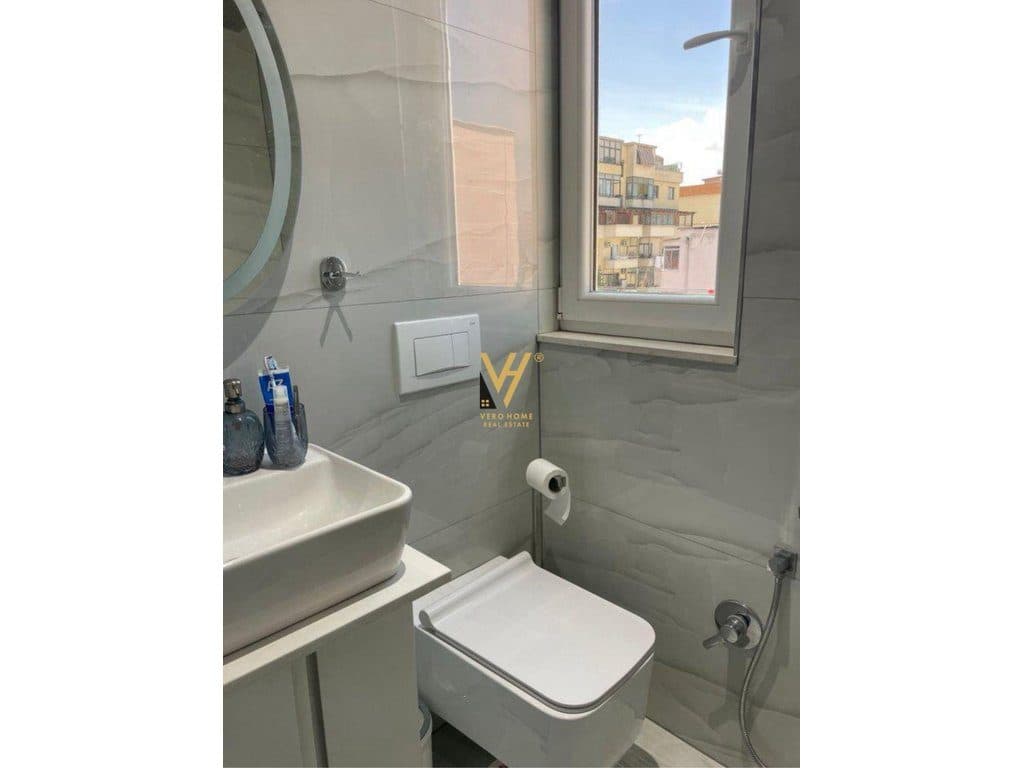 JEPET APARTAMENT 1+1+BLK ME QIRA TE KOMUNA E PARISIT 50.000 LEKE 4