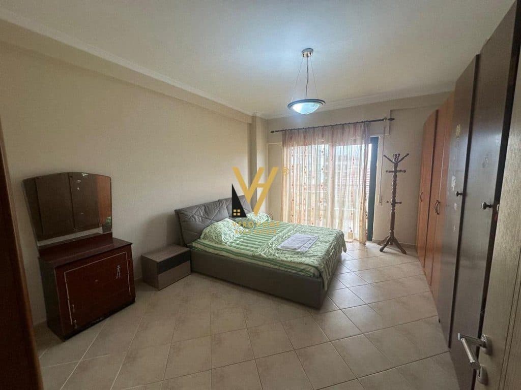 JEPET APARTAMENT 2+1+BLK ME QIRA TE KODRA E DIELLIT 55.000 LEKE 4