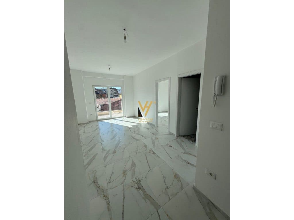 JEPET ZYRE 69 M2 ME QIRA NE LAPRAKE 50.000 LEKE