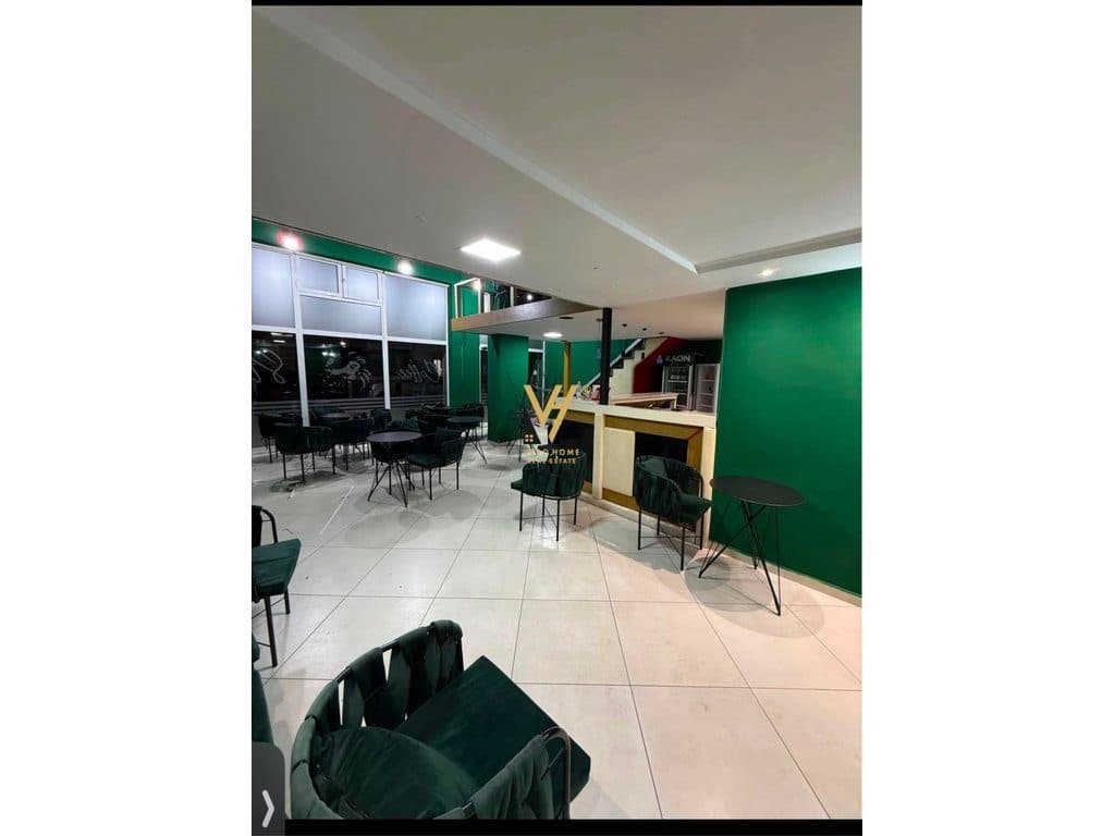 JEPET LOKAL 100 M2 ME QERA TE KOMPLEKSI CABEJ 60.000 LEKE
