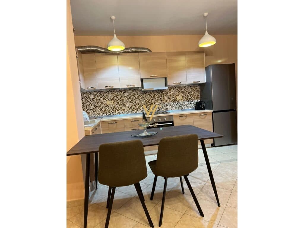Jepet Apartament 2+1+ballkon me qera te Kthesa e Kamzes 100 m2