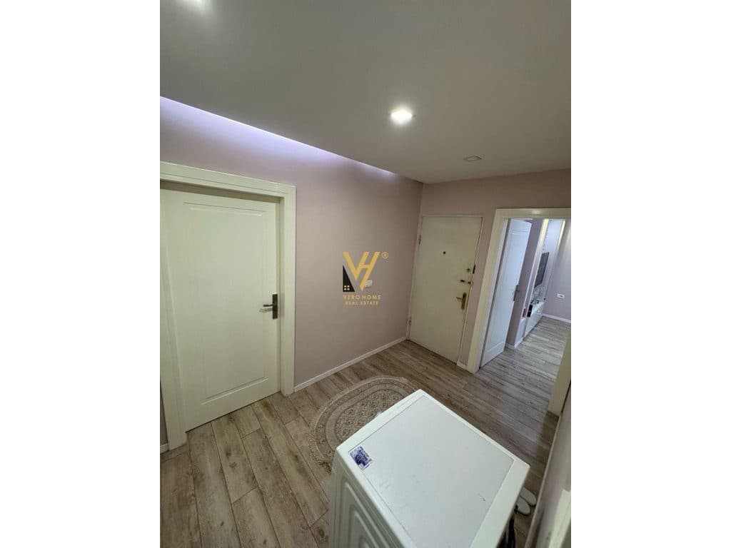JEPET APARTAMENT 1+1 ME QERA TE 21 DHJETORI 60.000 LEKE 4