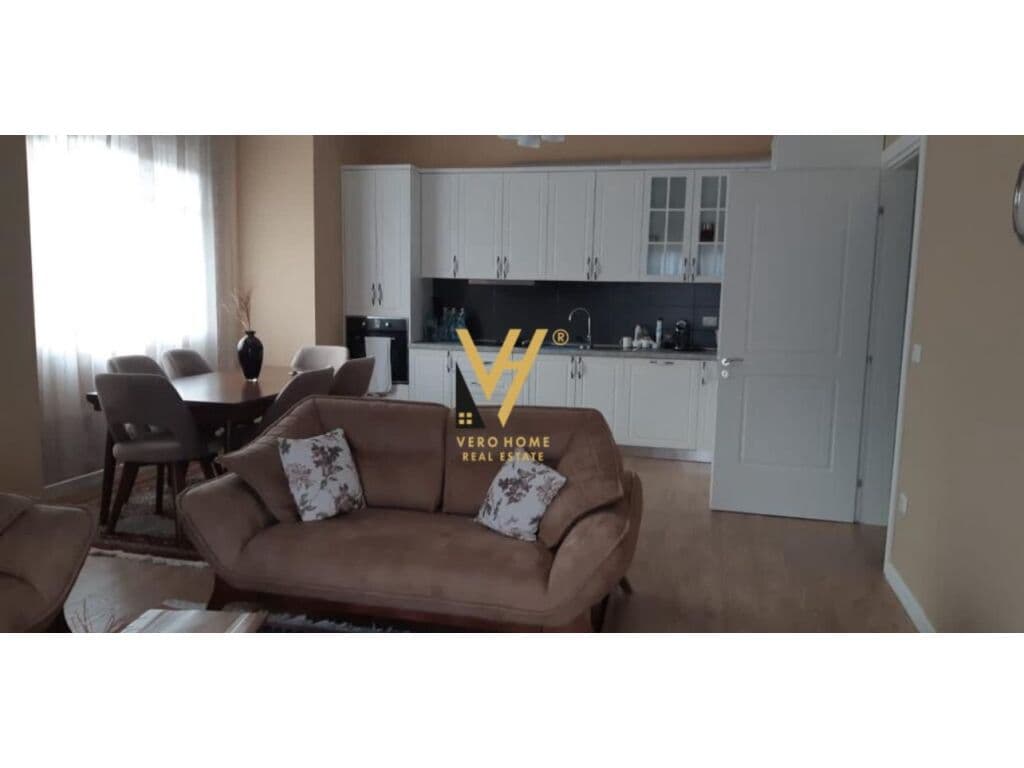 Shitet Apartament 2+1+2+ballkon te Liqeni i Thate 110 m2 3