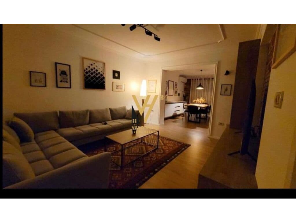 Jepet Apartament 2+1 me qera te Liceu Artistik 100 m2 4