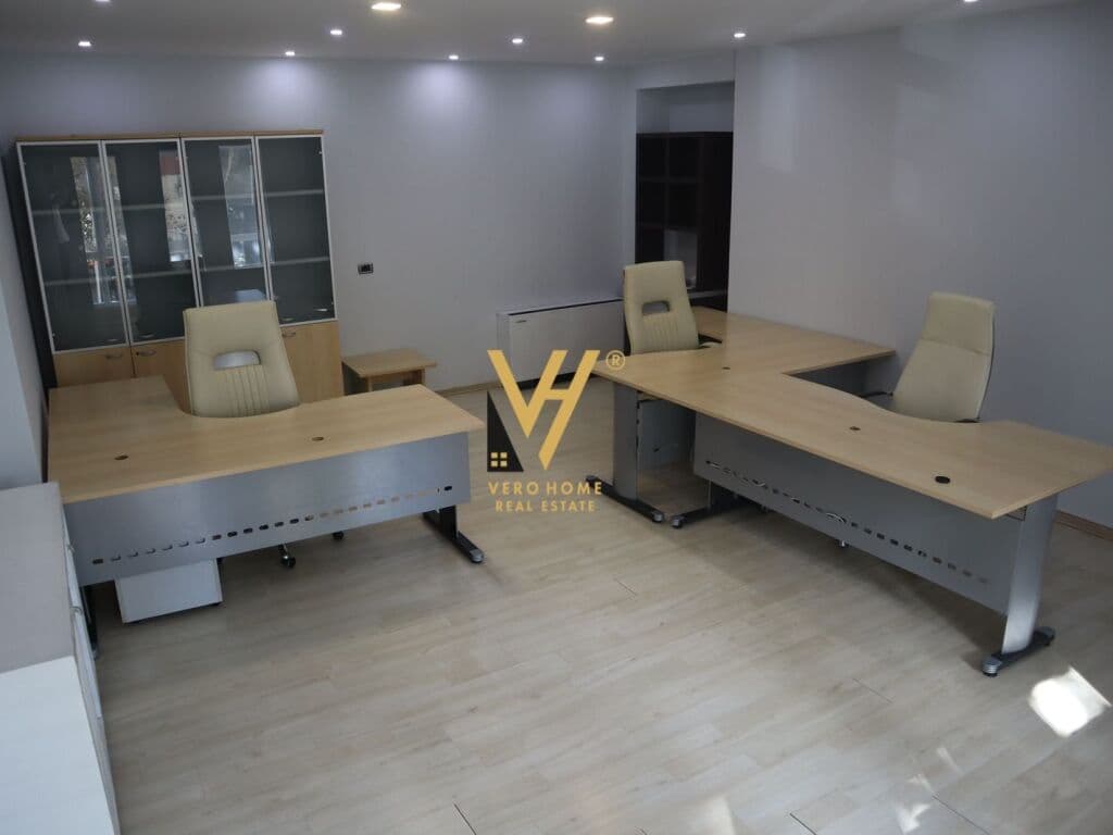 Jepet ambjent biznesi me qera te Ish Stacioni i Trenit 120 m2 1