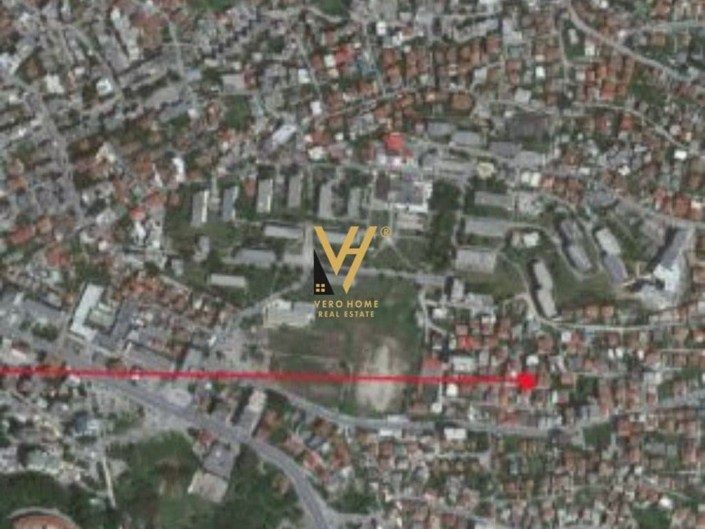 SHITET TOKE 250 M2 TE QYTET STUDENTI 13.000.000 LEKE 3