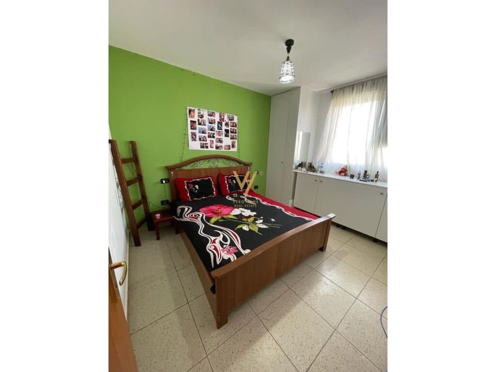 Jepet Apartament 2+1 me qera te Kodra e Diellit 133 m2