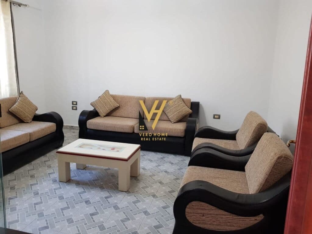 Shitet vile 3+1 te Elbasan 245 m2