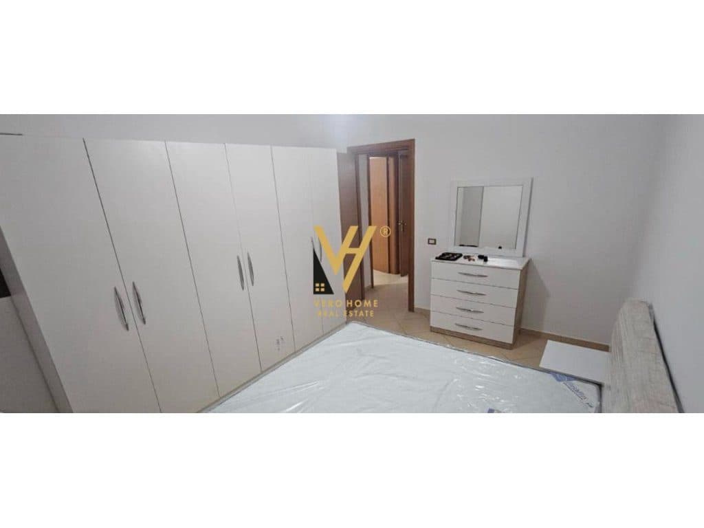 JEPET APARTAMENT 2+1+BLK ME QIRA NE YZBERISHT 50.000 LEKE 2
