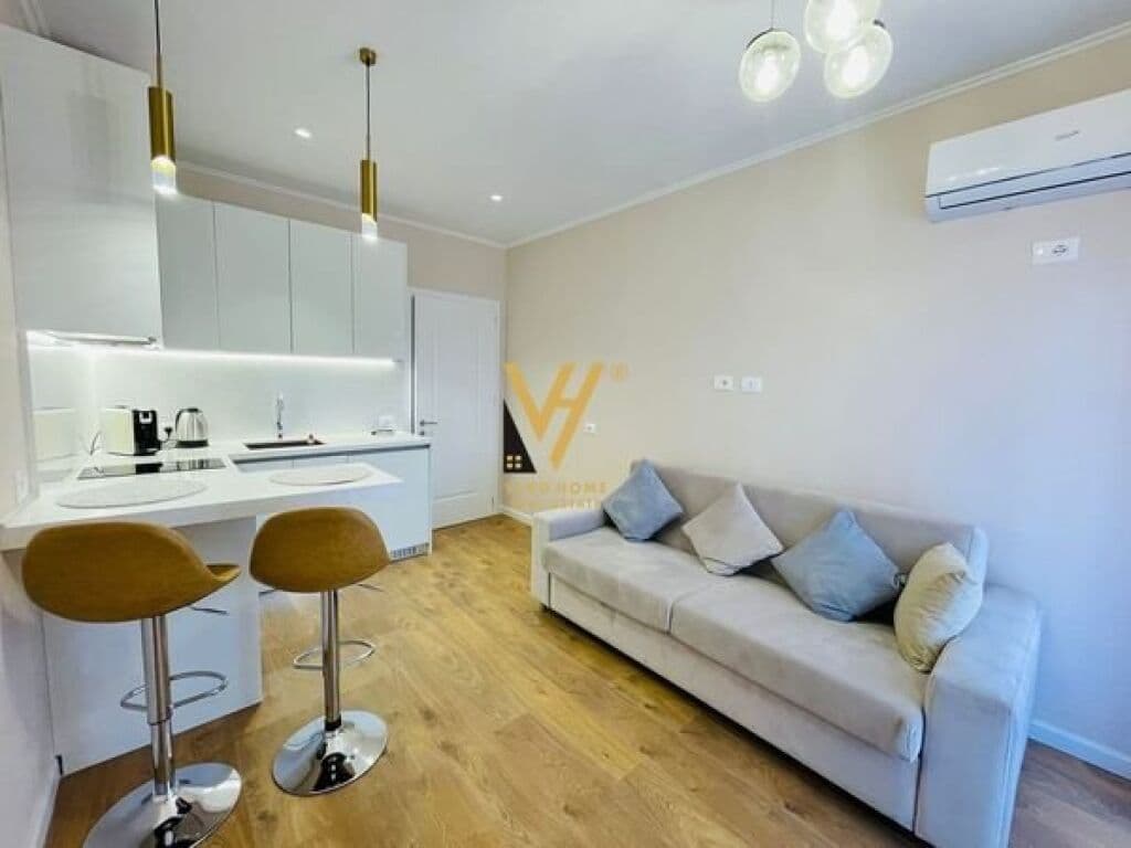 Jepet Apartament 1+1+ballkon me qera ne Qender 65 m2 4