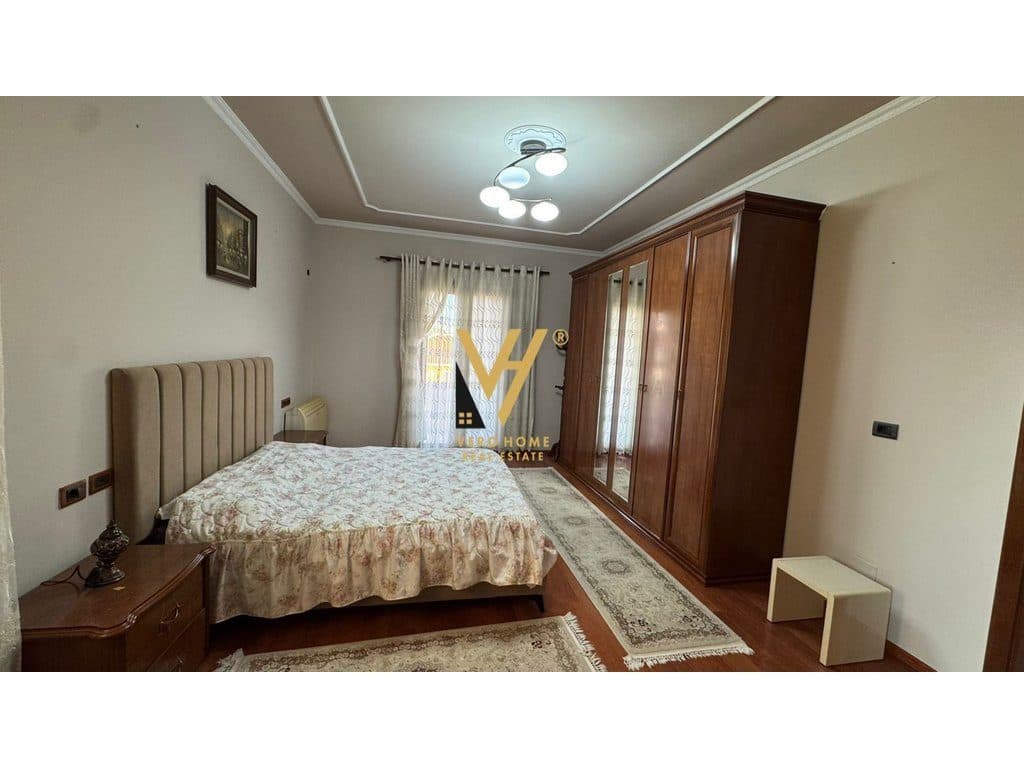 JEPET HYRJE 2+1 ME QIRA NE ALLIAS 50.000 LEKE 3