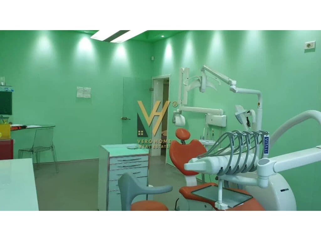 Jepet ambient biznesi me qera te Selvia 60 m2 2