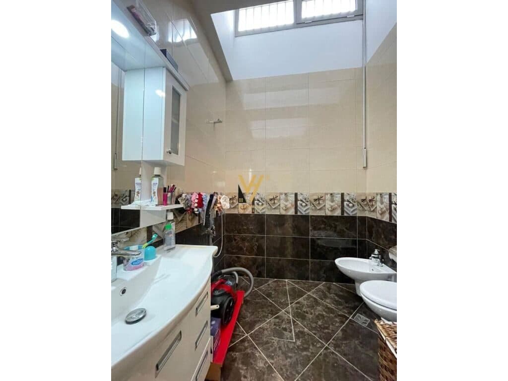 Jepet Apartament 2+1+2 ne Kinostudio 83 m2 2