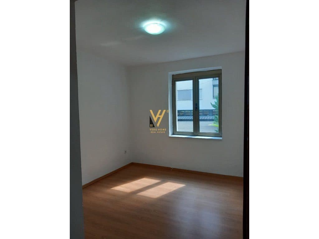 JEPET APARTAMENT 2+1 ME QIRA TE RRUGA QEMAL STAFA 60.000 LEKE