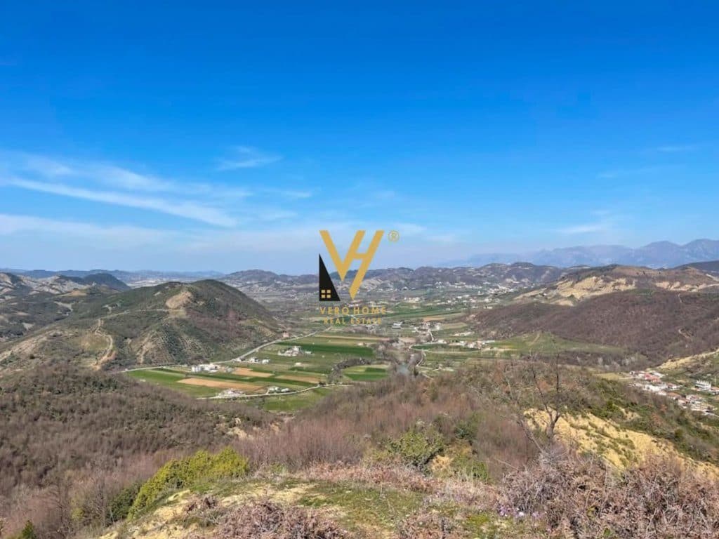 SHITET TOKE TRUALL 8.500 M2 TE FERMA 100, VISHAJ 978.000 EURO