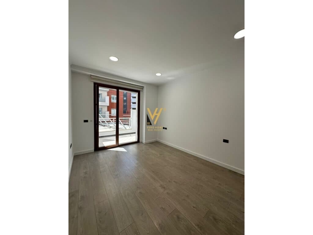 Jepet Zyre me qera te Kompleksi Delijorgji 102 m2 4
