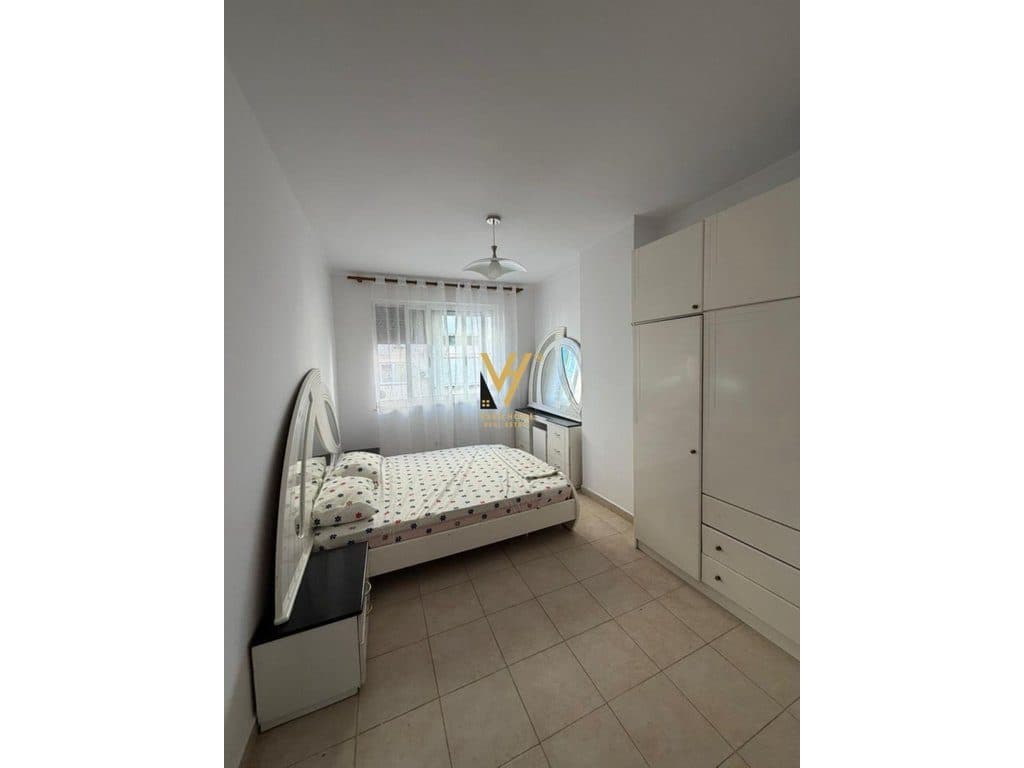 JEPET APARTAMENT 2+1+BLK ME QIRA TEK FRATARI, ASTIR 45.000 LEKE 4