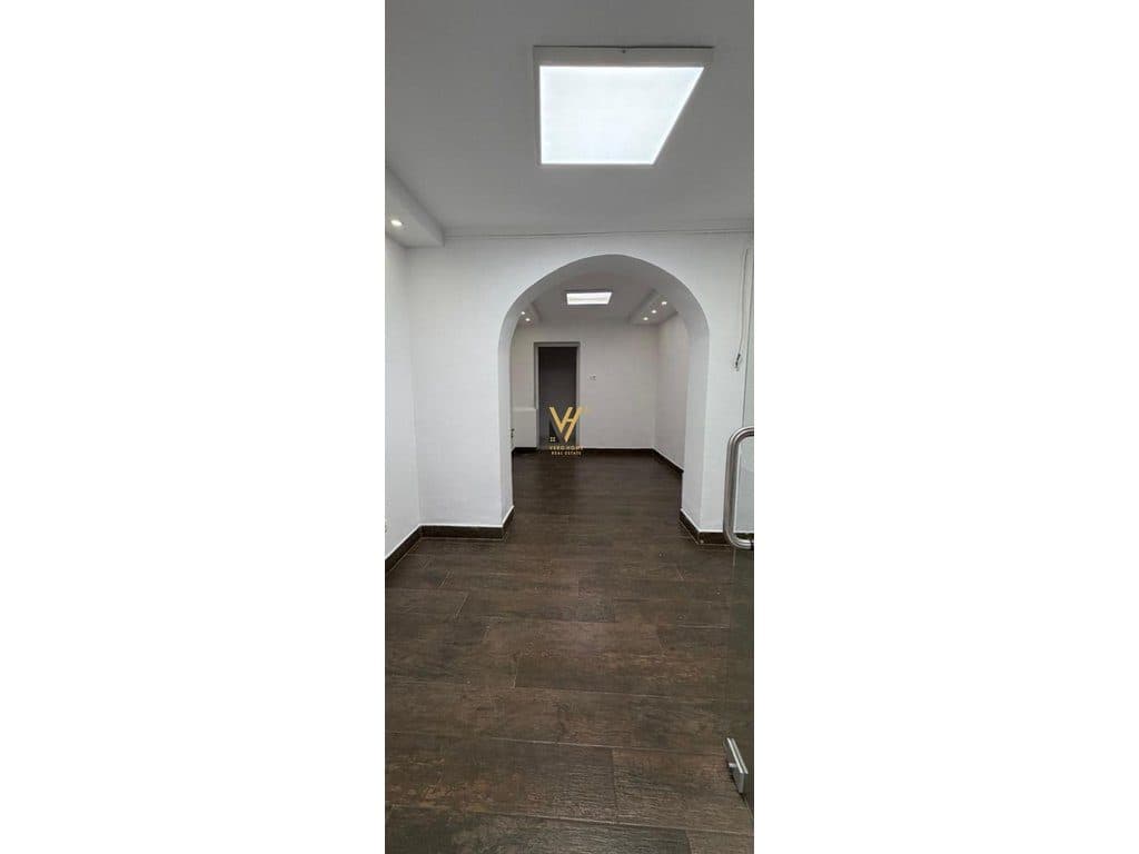 JEPET ZYRE 45 M2 ME QERA TEK SHESHI WILLSON 70.000 LEKE 3