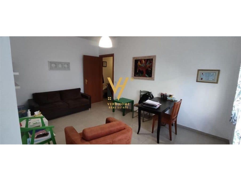 SHITET APARTAMENT 1+1+BLK TE KRISTAL CENTER,KOMUNA E PARISIT 170.000 EURO 4