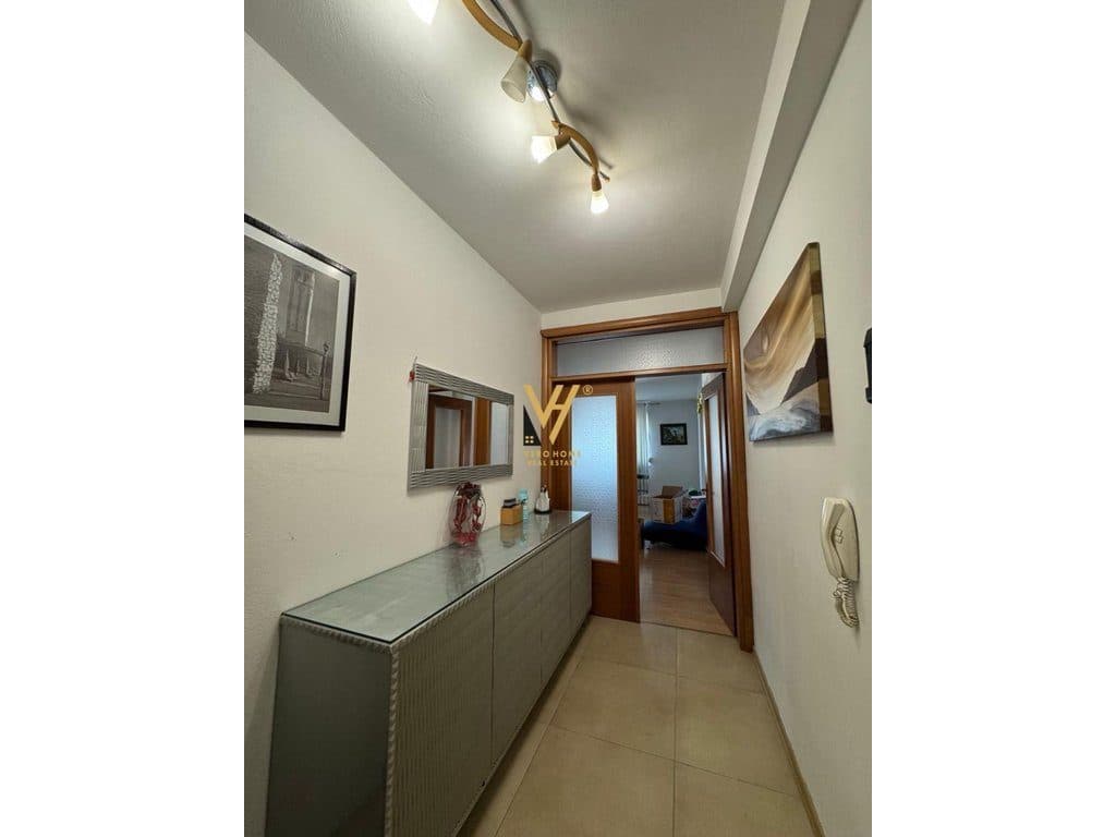 JEPET APARTAMENT 2+1+BLK ME QIRA TE KODRA E DIELLIT 1, 600 EURO 3