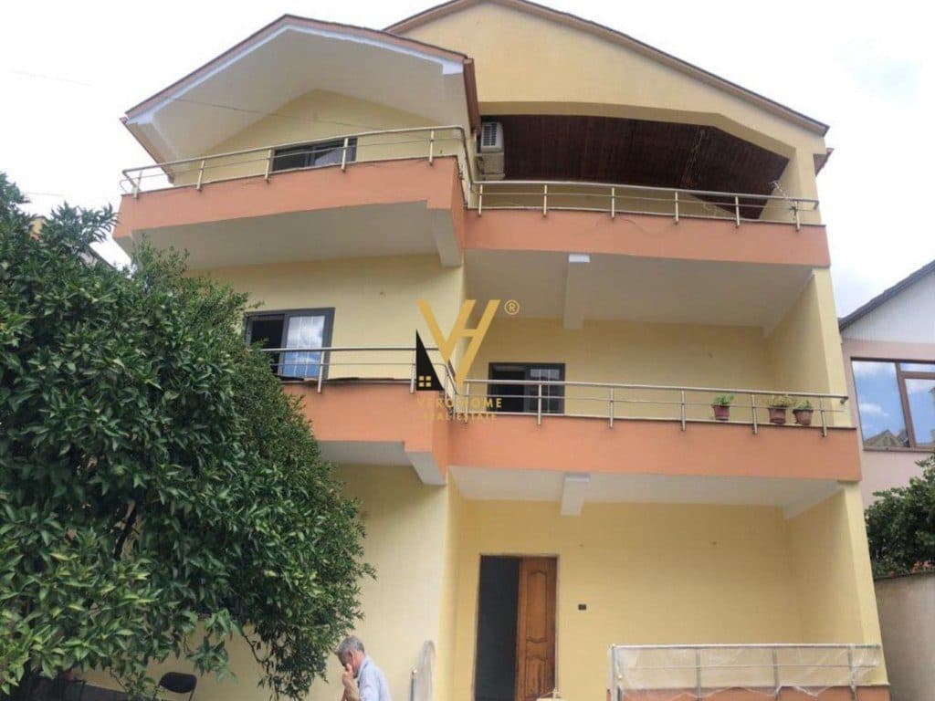 JEPET VILE TRE KATESHE ME QERA NE DON BOSKO 2.000 EURO