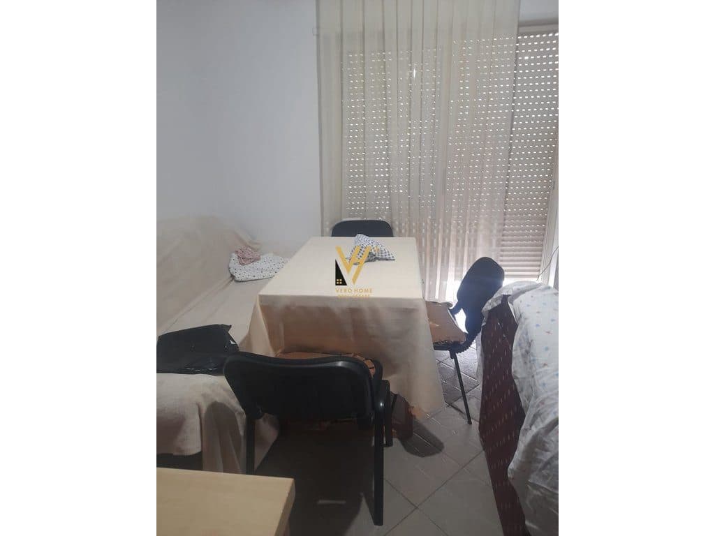 JEPET APARTAMENT 2+1 ME QERA TEK ISH TREGU ELEKTRIK 55.000 LEKE