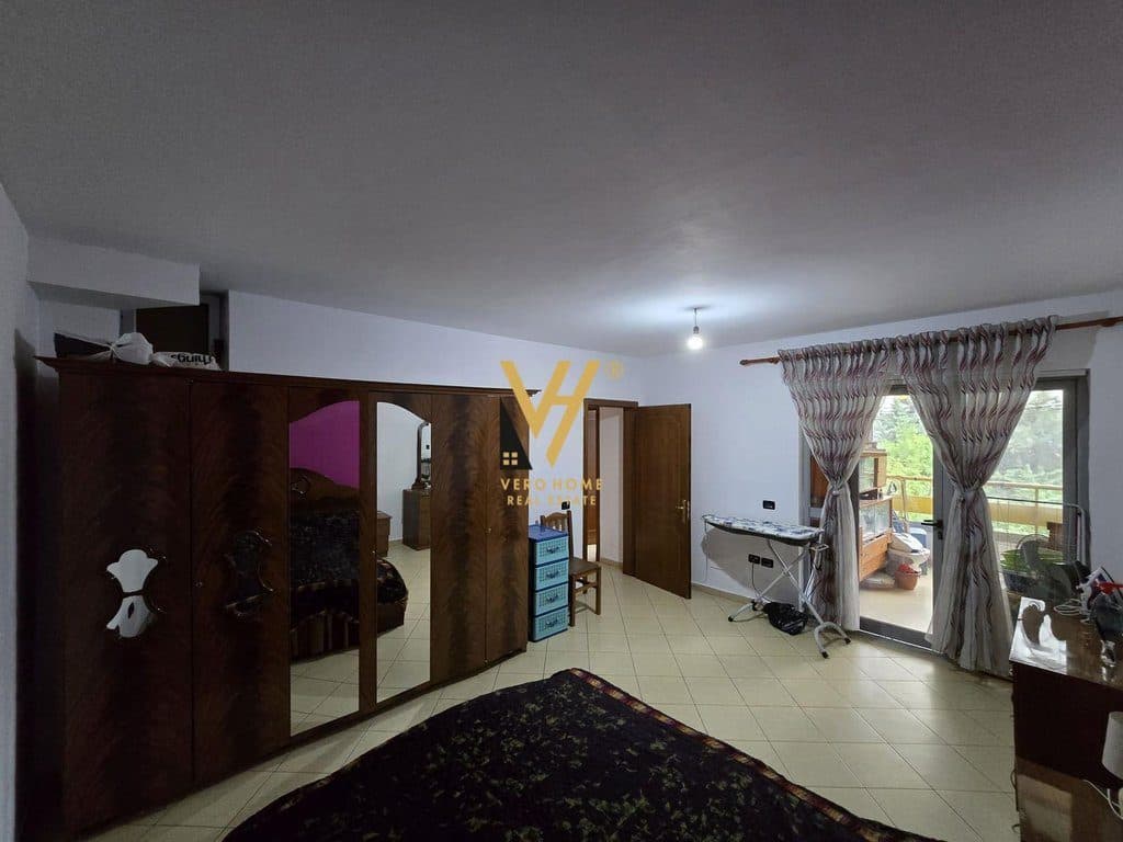 JEPET APARTAMENT 2+1+BLK ME QIRA TEK PALLATI ME SHIGJETA 550 EURO 4