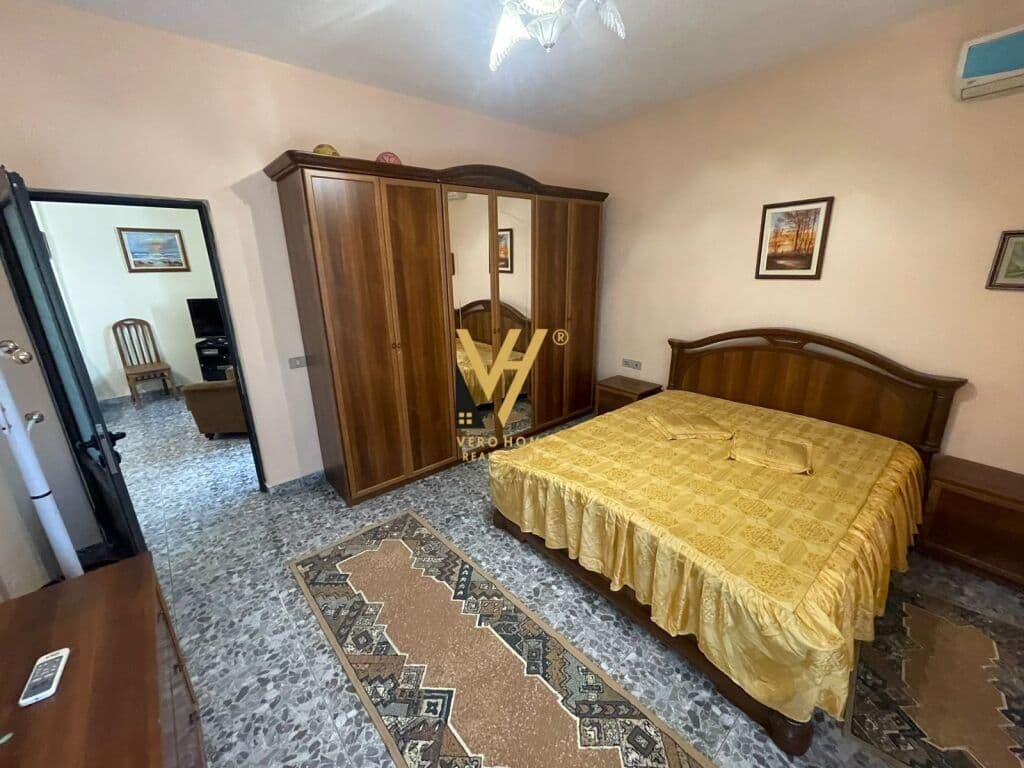 Jepet Apartament 2+1+ballkon me qera te Pazari i Ri 85 m2 4