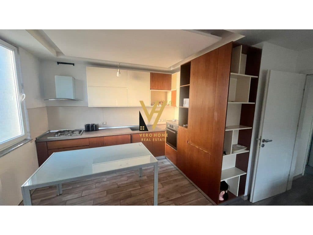 JEPET APARTAMENT 2+1+2+BLK ME QERA NE ASTIR 550 EURO 2
