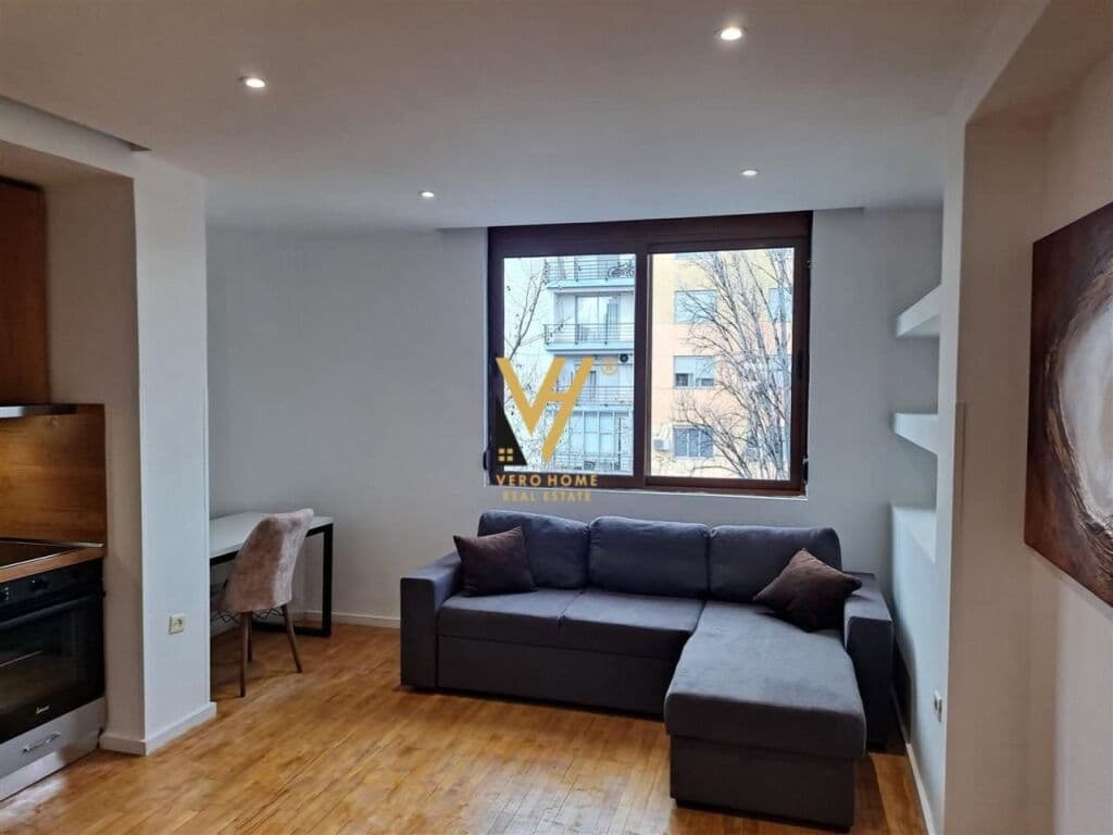 Jepet Apartament 2+1+ballkon me qera te Stacioni i Trenit 85 m2