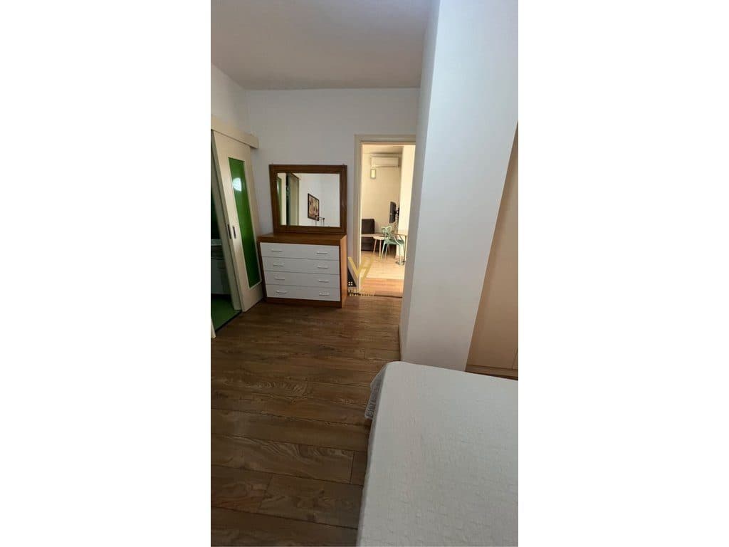 JEPET APARTAMENT 1+1 ME QIRA TE KOMUNA E PARISIT 60.000 LEKE 3