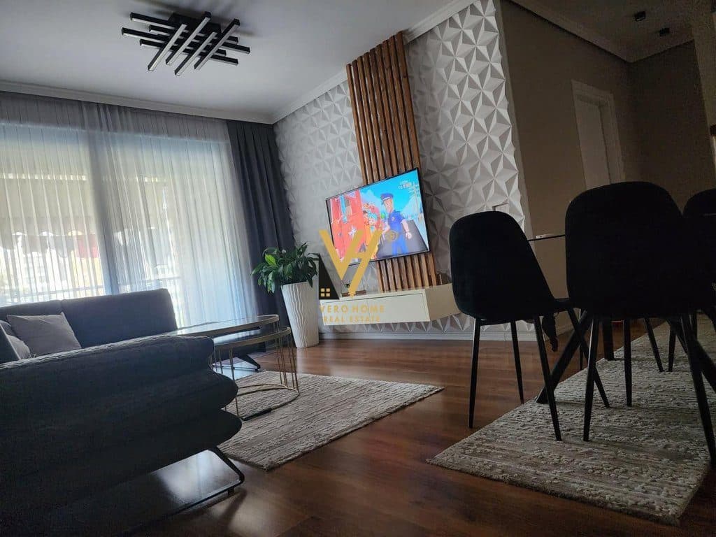 JEPET APARTAMENT 2+1+2+BLK ME QERA TE FIORI DI BOSKO 1.000 EURO 2