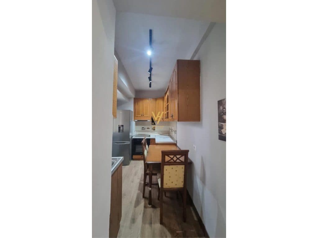 JEPET APARTAMENT 2+1+BLK ME QIRA TE RRUGA DURRESIT 70.000 LEKE 2