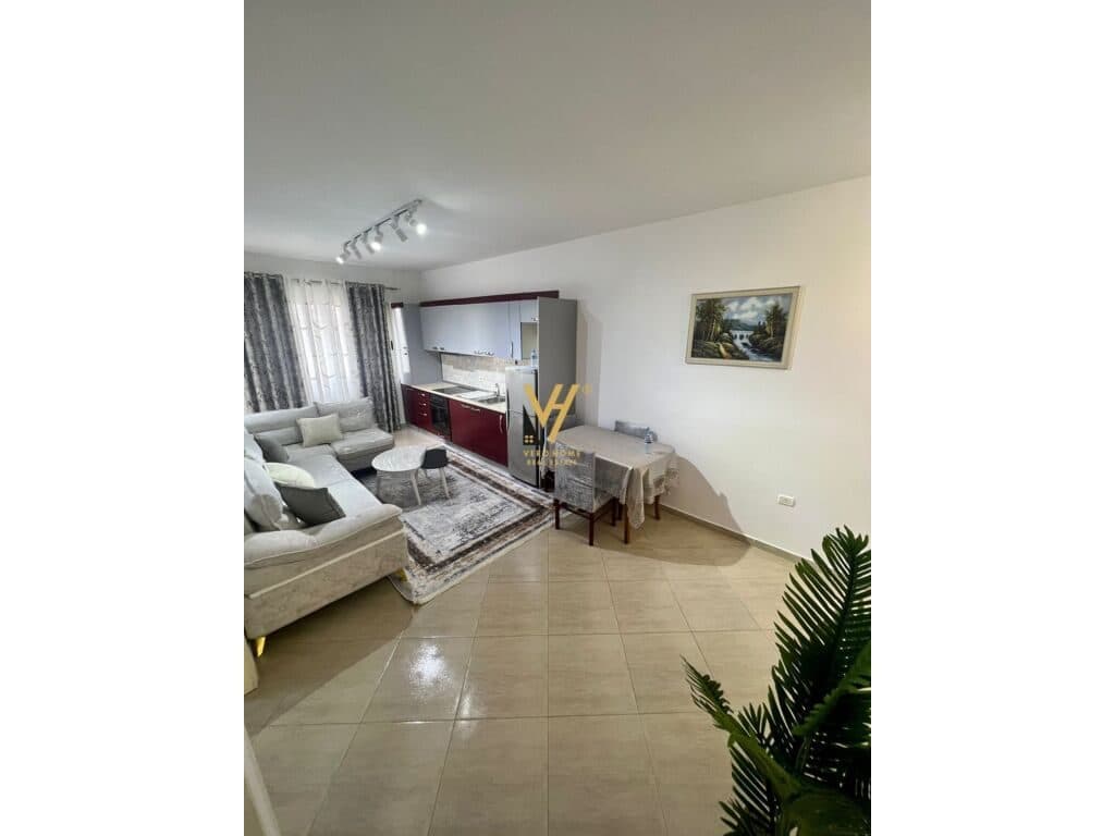 Shitet Apartament 2+1+ballkon te Unaza e Re 72 m2 2