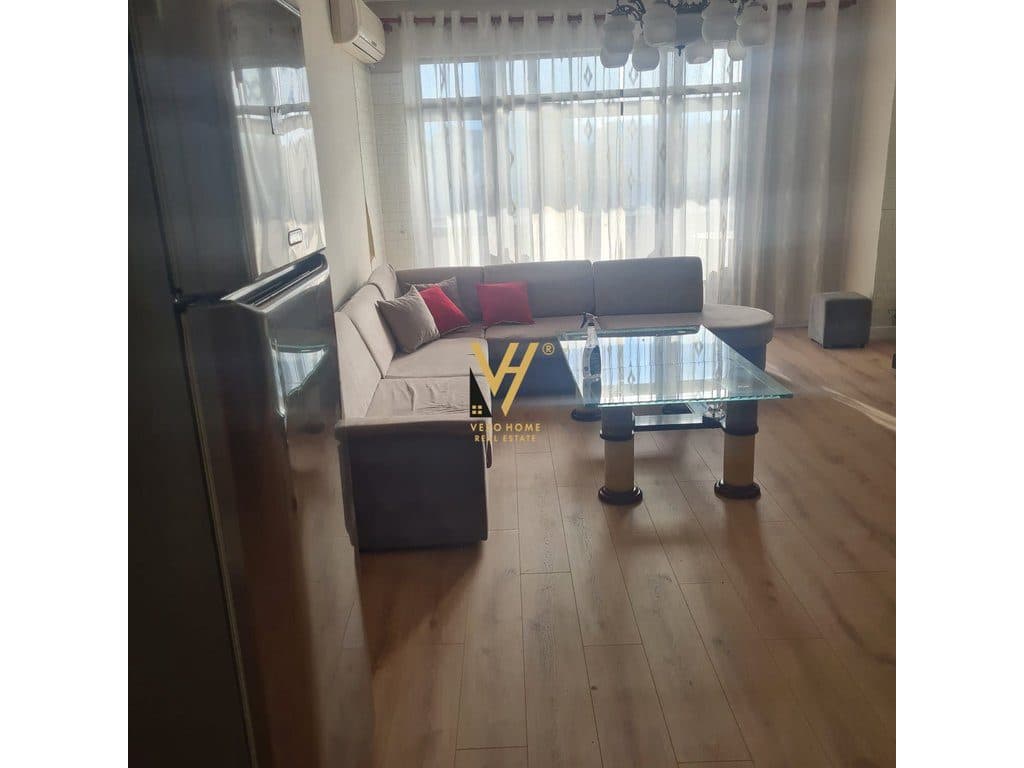 JEPET APARTAMENT 2+1+2+BLK ME QERA TE 21 DHJETORI 70.000 LEKE