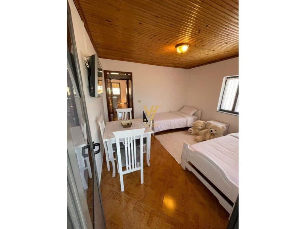 Jepet Apartament 2+1+ballkon me qera te Spitali Amerikan 2 95 m2 2