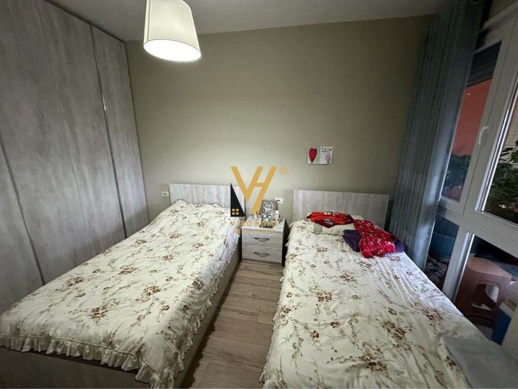 JEPET APARTAMENT 1+1+BLK ME QERA TE LIQENI I THATE 650 EURO 3