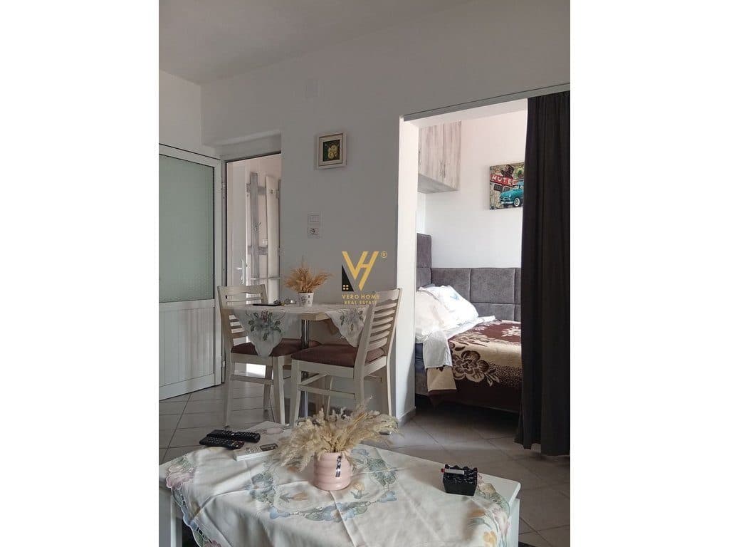 JEPET APARTAMENT 2+1+BLK ME QIRA TE BRRYLI 60.000 LEKE 3