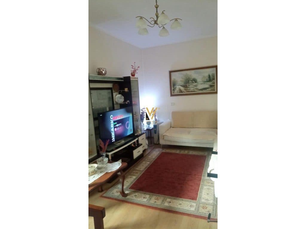 JEPET APARTAMENT 1+1+BLK ME QIRA TE QYTET STUDENTI 450 EURO