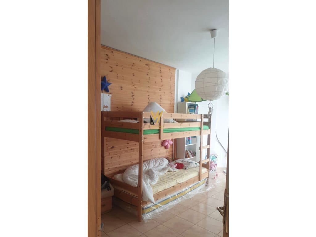 Jepet Apartament 2+1+ballkon me qera te Rruga 3 Deshmoret 140 m2 4